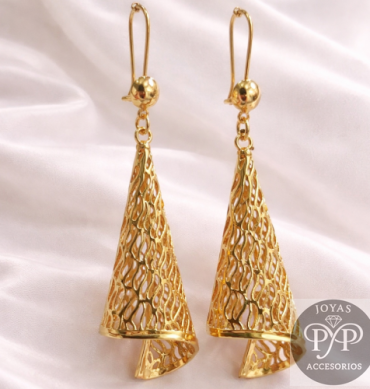 Aretes Cono Dorado Calado