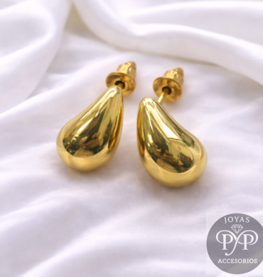Aretes Lágrima Dorada Elegante