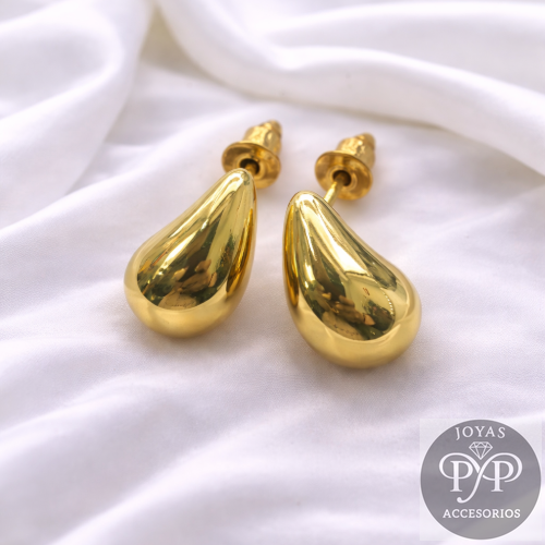 Aretes Lágrima Dorada Elegante