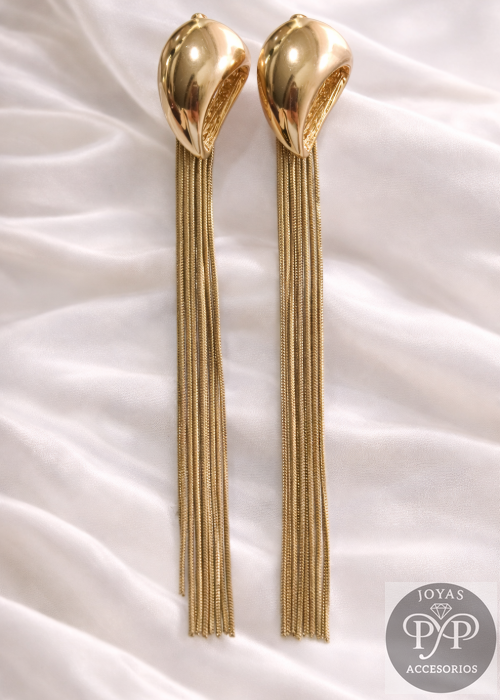 Aretes Cascada Dorada Elegante